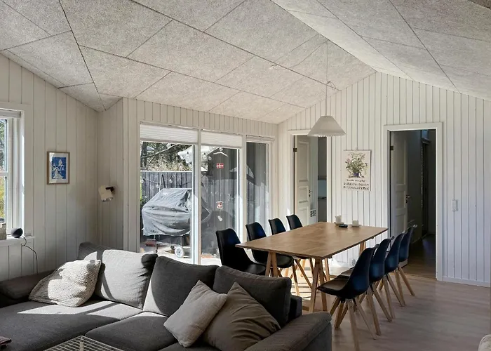 3 Bedroom Cozy In Holiday home *