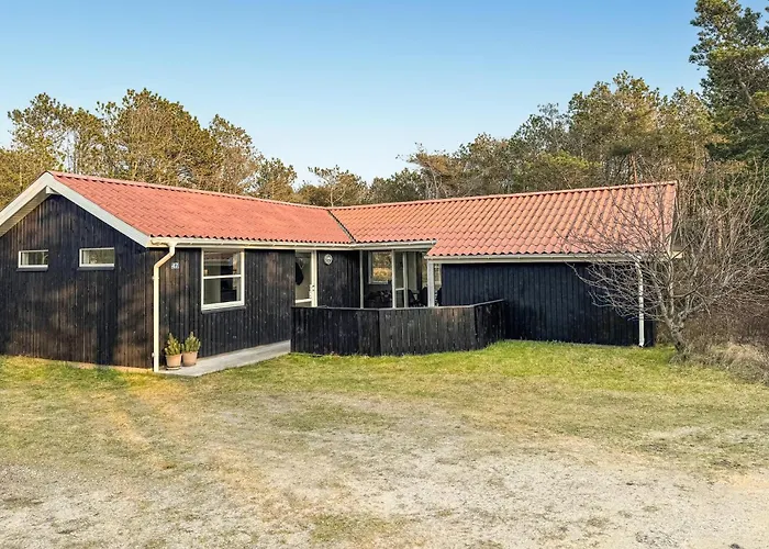 3 Bedroom Cozy In Holiday home Thisted